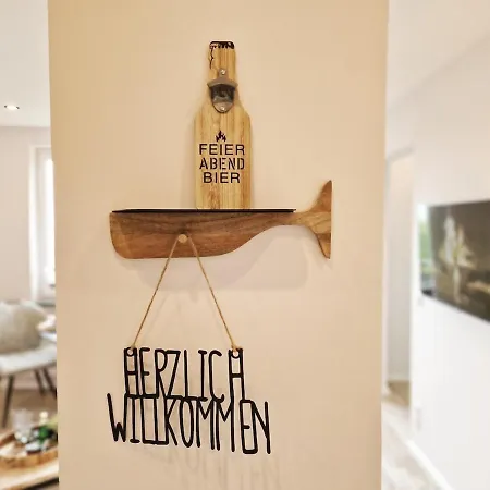 Moderne Mit Grossem Balkon Und Weitblick Lägenhet *