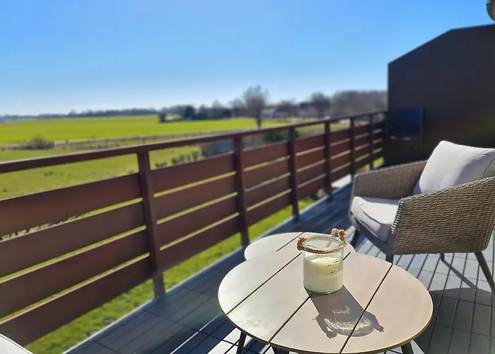 Moderne Mit Grossem Balkon Und Weitblick * Karolinenkoog
