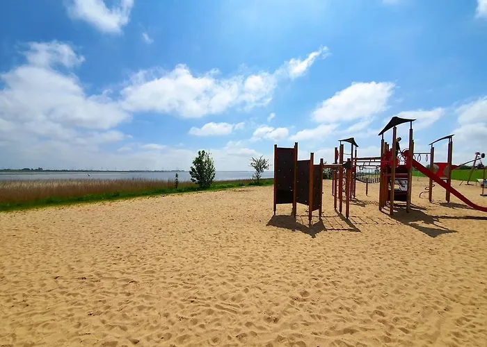 Moderne Mit Grossem Balkon Und Weitblick Lägenhet Karolinenkoog